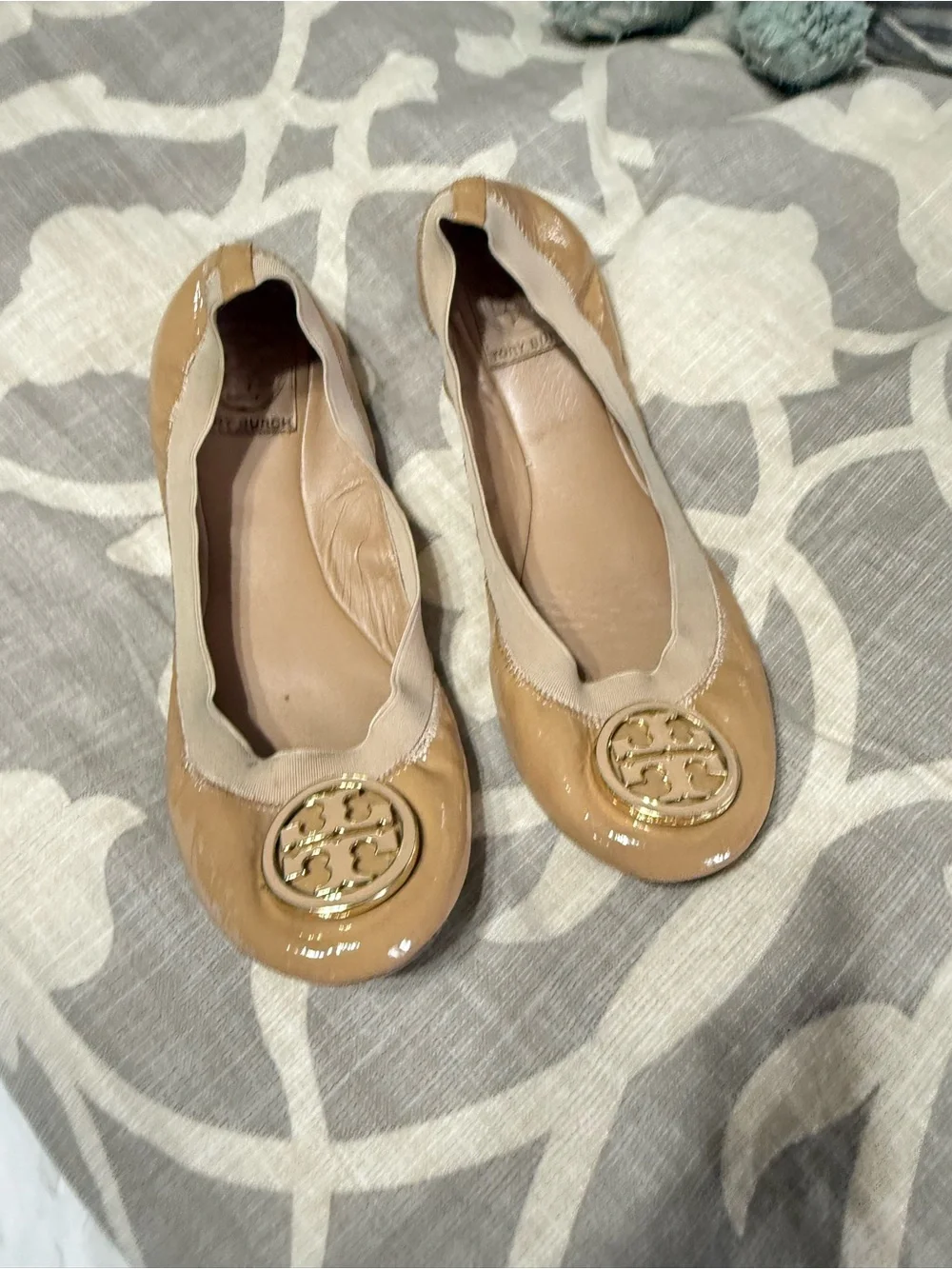 Tory Burch Nude Tan Patent Logo Ballet Flats